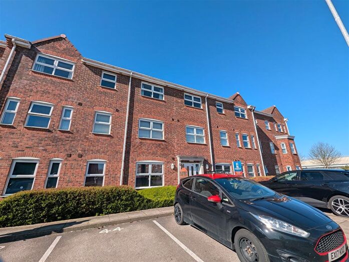 2 Bedroom Flat For Sale In Lowther Drive, Darlington, DL1