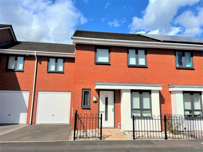 4 Bedroom Terraced House To Rent In Coverack Road, Bilston, WV14