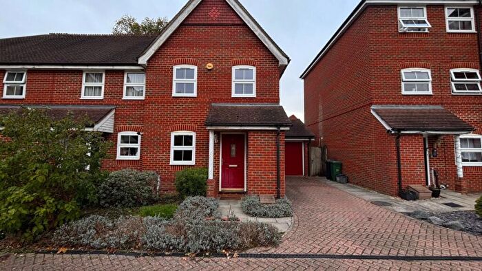 3 Bedroom Semi-Detached House To Rent In Victoria Road, Redhill, RH6
