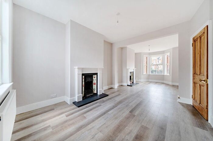 2 Bedroom Semi-Detached House To Rent In Homesdale Road, Bickley, Bromley, BR1