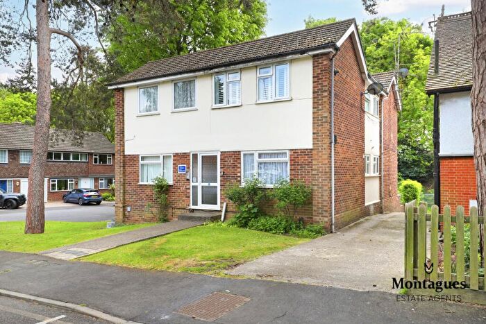 1 Bedroom Flat To Rent In Kendal Avenue, Epping, CM16