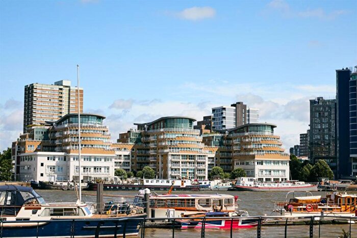 2 Bedroom Apartment To Rent In Lombard Road, Battersea, SW11