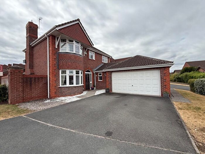 4 Bedroom Detached House For Sale In Chelford Drive, Kingsmead, Northwich, CW9