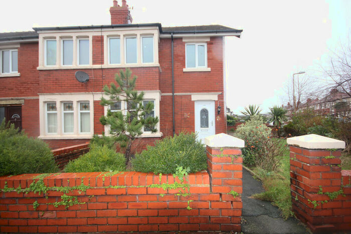 3 Bedroom End Of Terrace House To Rent In Curzon Road, St.annes, FY8