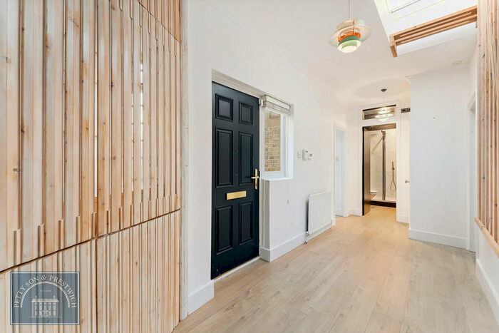 2 Bedroom Apartment To Rent In Hermon Hill, London, E11