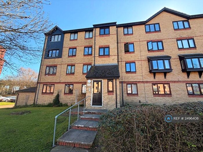 1 Bedroom Flat To Rent In Vange, Basildon, SS16