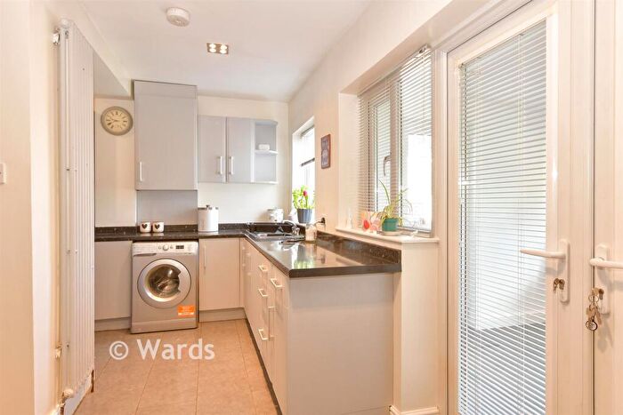 2 Bedroom Bungalow For Sale In Old Road East, Gravesend, Kent, DA12