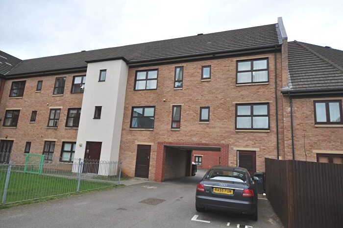 1 Bedroom Apartment To Rent In Standside, Northampton, NN5