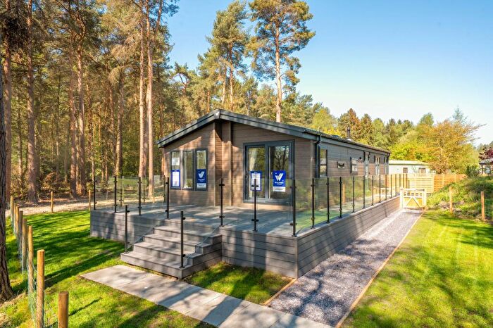 2 Bedroom Lodge For Sale In Cardale Escapes Ltd, Beckwithshaw, HG3
