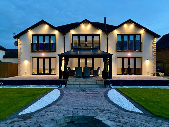 5 Bedroom Detached House For Sale In Holm Road, Crossford, Carluke, ML8