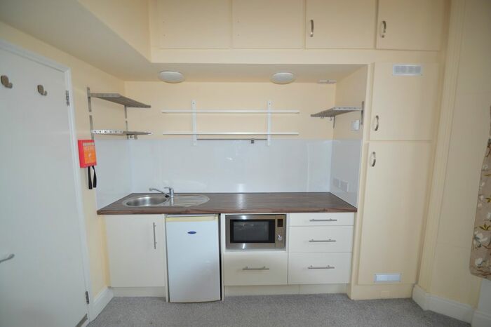 Studio To Rent In Spencer Hill, Wimbledon, SW19