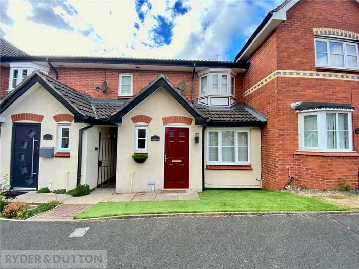 2 Bedroom Town House To Rent In Abbeydale Road, Moston, Manchester, M40