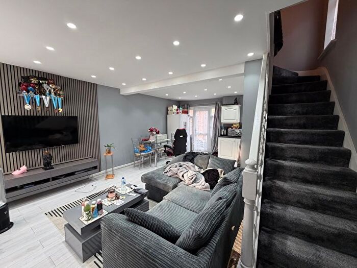 3 Bedroom Semi-Detached House To Rent In Weald Road, Uxbridge, UB10