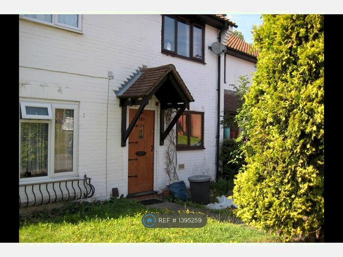 2 Bedroom Terraced House To Rent In Aveling Close, Purley, CR8