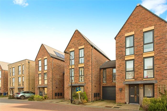 5 Bedroom Town House For Sale In Ploughman Way, Trumpington, Cambridge, Cambridgeshire, CB2