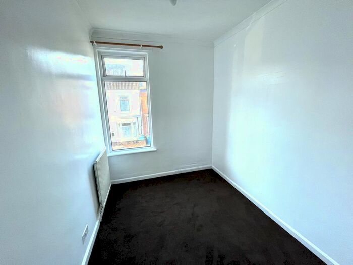 3 Bedroom End Of Terrace House To Rent In Brazil Street, Hull HU9