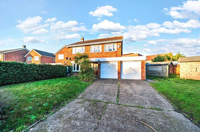 4 Bedroom Detached House For Sale In Elstow Road, Kempston, Bedford, Bedfordshire, MK42