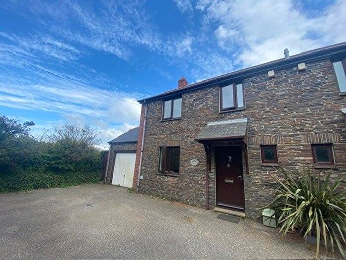 3 Bedroom Cottage To Rent In Bodmin, PL30