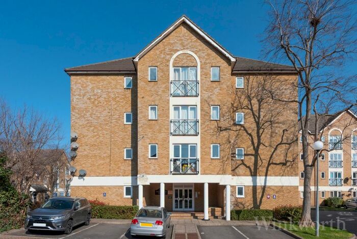 Studio To Rent In Highbridge Court, Farrow Lane, London, SE14