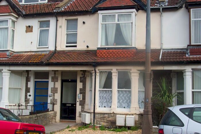 2 Bedroom Flat To Rent In Swiss Road, Weston-Super-Mare, BS23