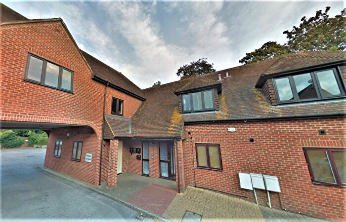1 Bedroom Flat To Rent In High Street, Wallingford, OX10