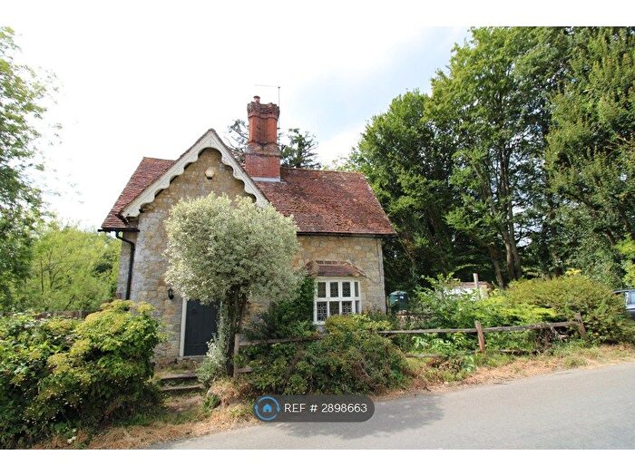 2 Bedroom Detached House To Rent In Matthews Lane, Maidstone, ME18