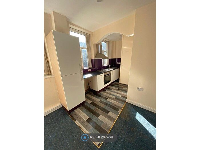 2 Bedroom Flat To Rent In Cavendish St, Keighley, BD21