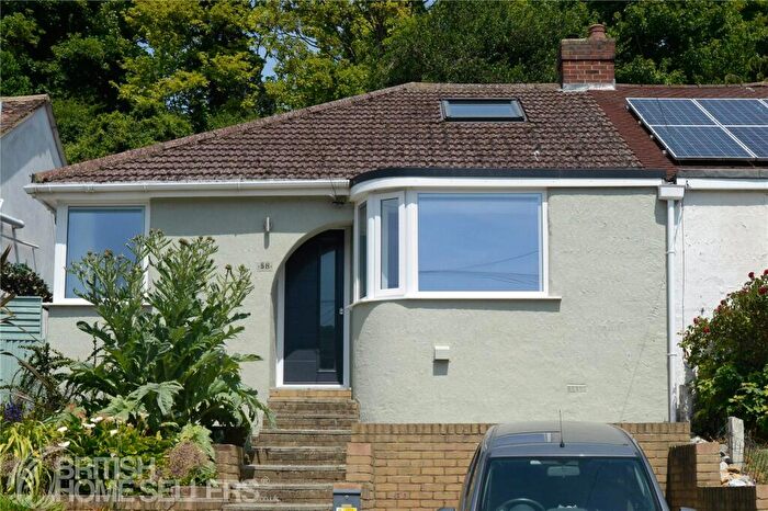 2 Bedroom House For Sale In Queens Avenue, Dover, Kent, CT17