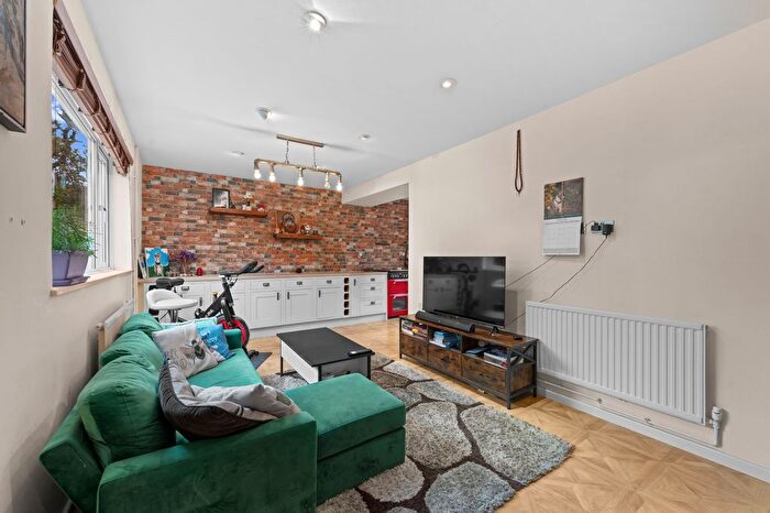 3 Bedroom Terraced House For Sale In Baizdon Road, London, SE3