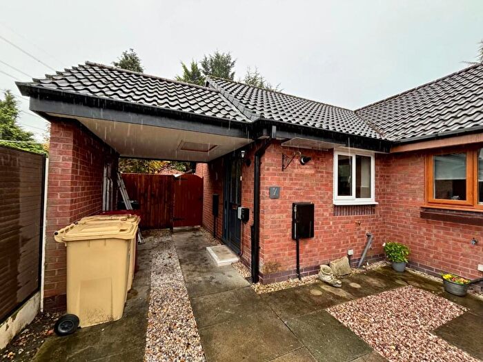 2 Bedroom Semi-Detached Bungalow To Rent In Springfield, Radcliffe, Manchester, M26