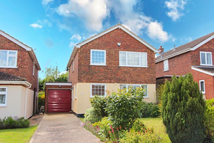 4 Bedroom Detached House For Sale In Sywell Avenue, Wellingborough, NN8