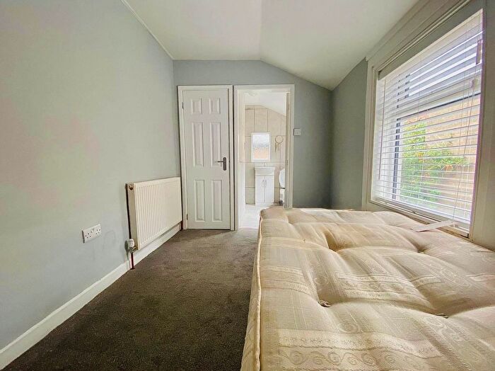 Studio To Rent In Hastings Street, Luton, LU1