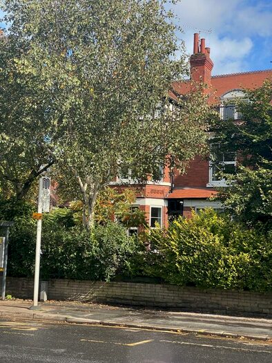 1 Bedroom Apartment To Rent In Belfield Road, Didsbury, M20