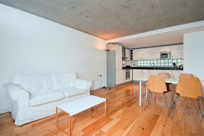 1 Bedroom Apartment To Rent In Drummond Street, NW1