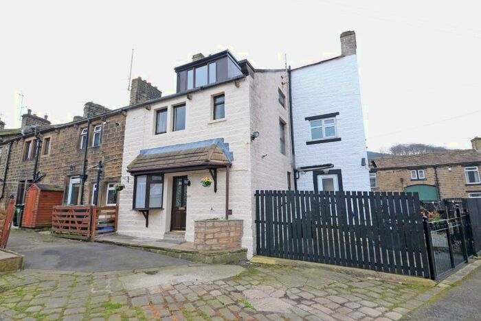 1 Bedroom Terraced House To Rent In Main Road, Eastburn, BD20
