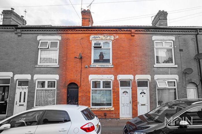 2 Bedroom Terraced House For Sale In Thurlby Road, Leicestershire, LE5