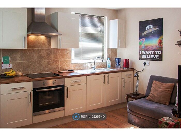 1 Bedroom Flat To Rent In Devana Rd, Leicester, LE2