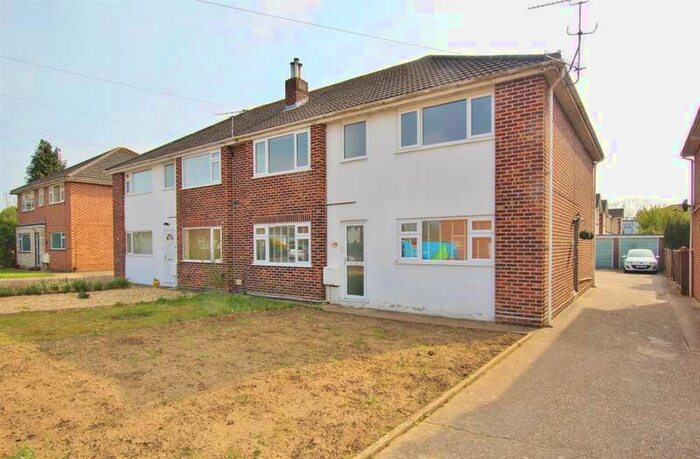 2 Bedroom Property To Rent In Greenways Avenue Throop, Bournemouth, BH8