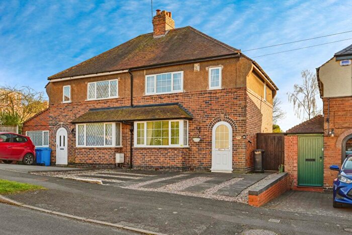 3 Bedroom Semi-Detached House For Sale In Jonkel Avenue, Hockley, Tamworth, Staffordshire, B77