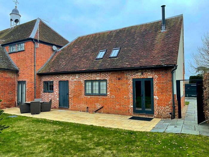1 Bedroom Barn Conversion To Rent In Braintree Road, Braintree, CM7