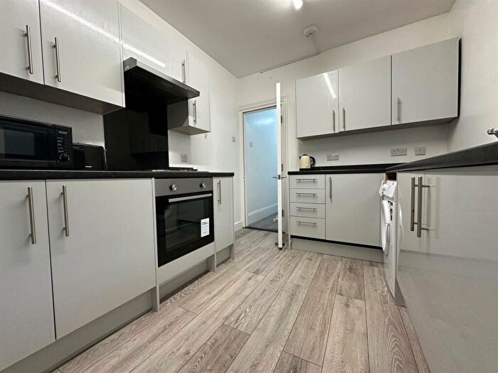 3 Bedroom House To Rent In Guildford Road, Portsmouth, PO1