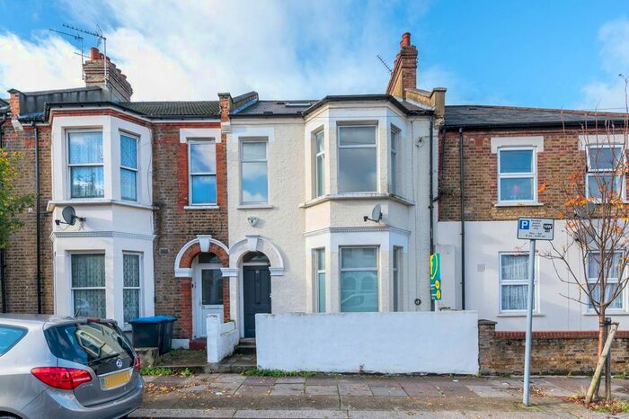 3 Bedroom End Of Terrace House To Rent In Burns Road, Harlesden, London, NW10