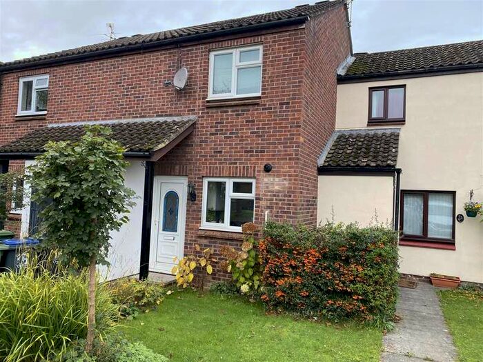 2 Bedroom Terraced House To Rent In Trowbridge, BA14