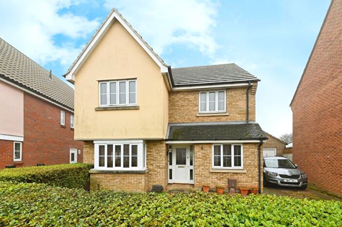 4 Bedroom Detached House For Sale In Landseer Drive, Downham Market, PE38