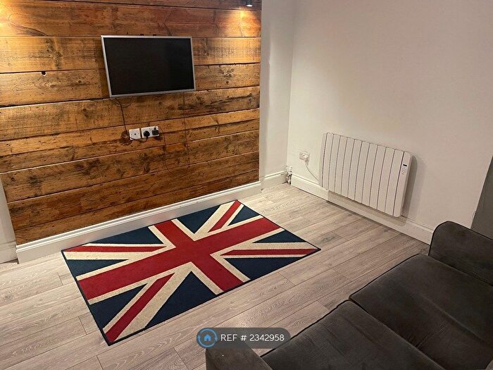 2 Bedroom Flat To Rent In Forrester Close, Canterbury, CT1