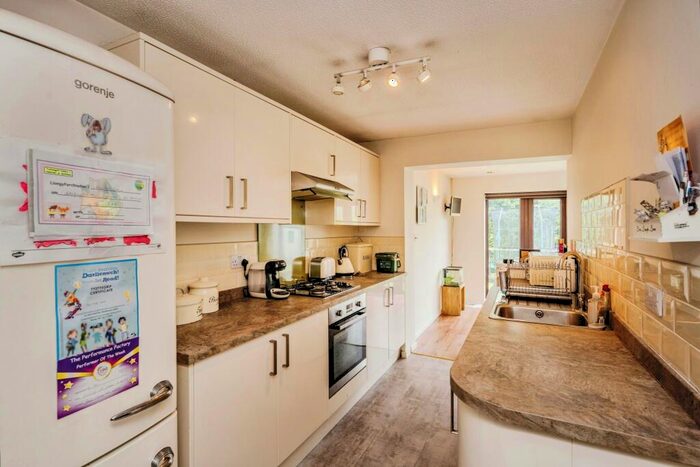 3 Bedroom Bungalow For Sale In Langer Way, Clydach, Swansea, SA6