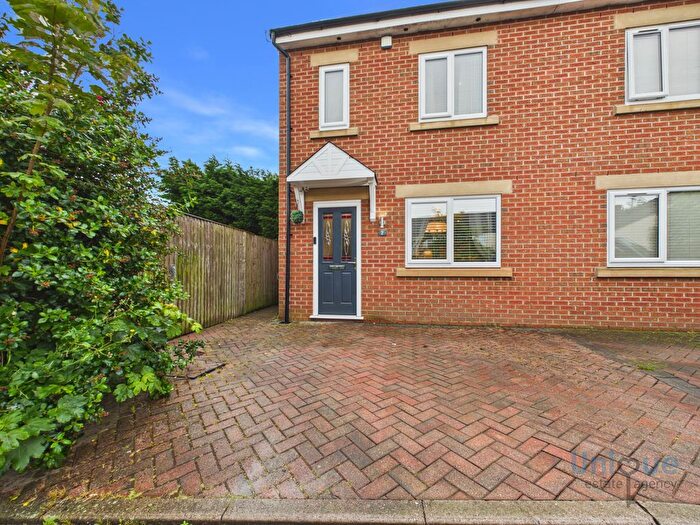 3 Bedroom Semi Detached House For Sale In New Row, Kirkham, PR4