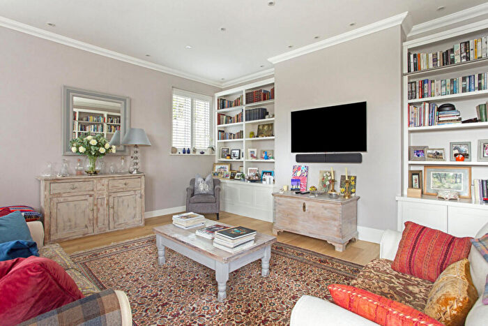 5 Bedroom Detached House For Sale In Bunch Lane, Haslemere, West Sussex, GU27
