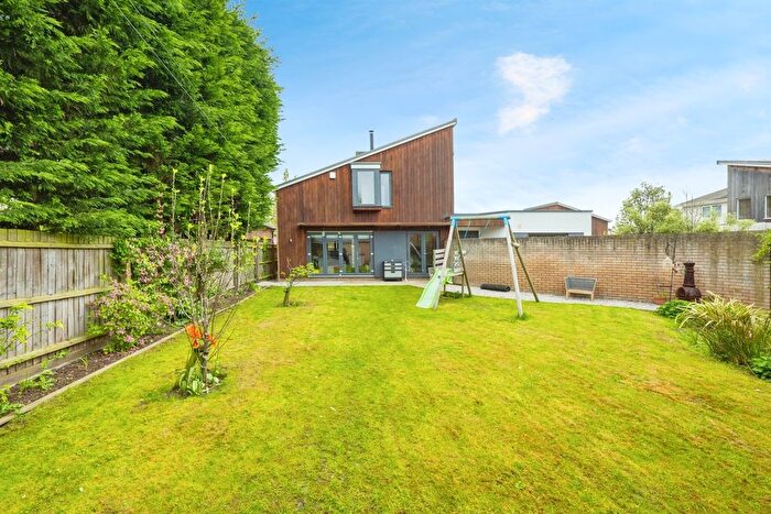 3 Bedroom Detached House For Sale In The Willows, Highfields Caldecote, Cambridge, CB23