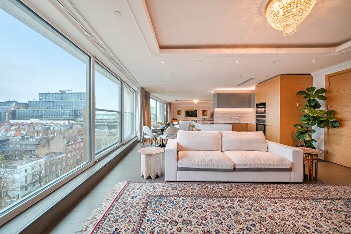 2 Bedroom Flat For Sale In Radnor Terrace, London, W14
